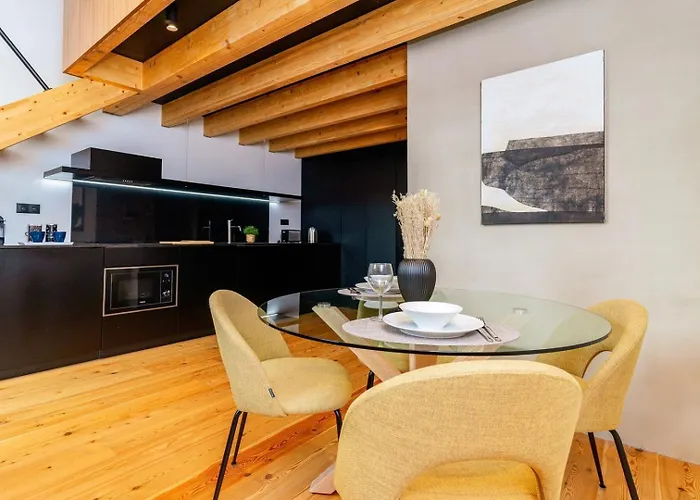 The Coolest Loft In The Heart Of The Center アパート ポルト