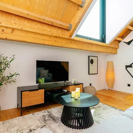 The Coolest Loft In The Heart Of The Center *