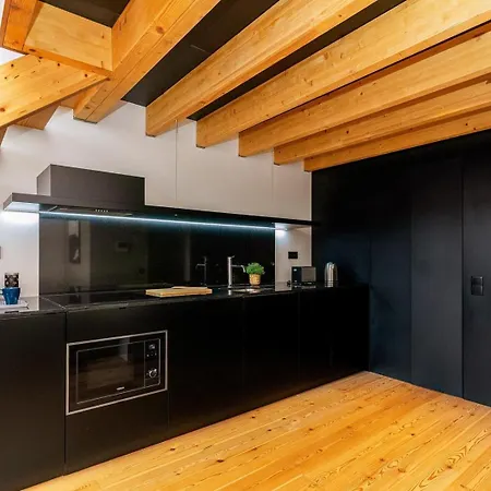 The Coolest Loft In The Heart Of The Center *